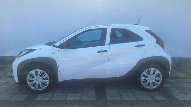 Toyota AYGO X 1.0 VVT-i MT Rijklaar pijs