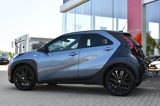 Toyota AYGO X 1.0 VVT-i S-CVT Premium Automaat 72pk | Keyless | JBL-audio | Cloud Navigatie | LED-koplampen | NL-auto |