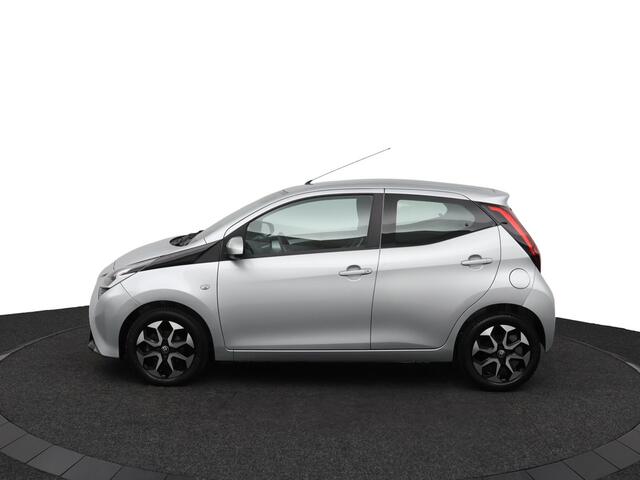 Toyota AYGO 1.0 VVT-i x-cite | Apple carplay - Android auto | Airco | Lichtmetalen velgen |