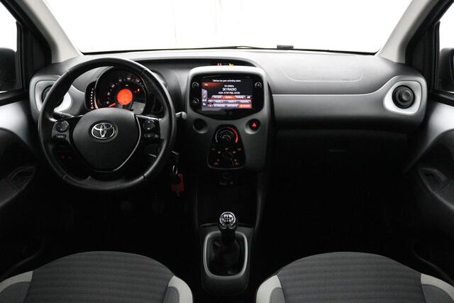 Toyota AYGO 1.0 VVT-i x-cite | Apple carplay - Android auto | Airco | Lichtmetalen velgen |