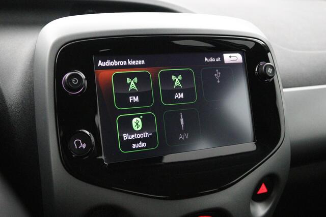 Toyota AYGO 1.0 VVT-i x-cite | Apple carplay - Android auto | Airco | Lichtmetalen velgen |