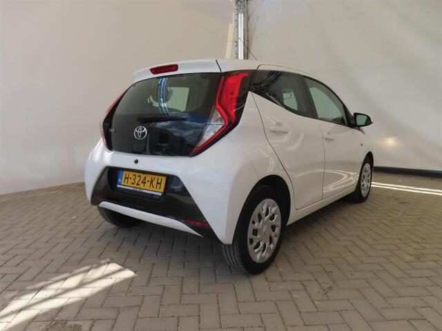 Toyota AYGO 1.0 VVT-i x-play, Camera! Apk 3-2026! VERWACHT!