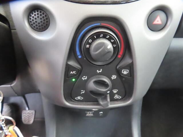 Toyota AYGO 1.0 VVT-i x-play, Camera! Apk 3-2026! VERWACHT!