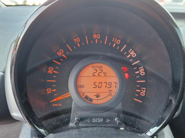 Toyota AYGO 1.0 VVT-i x-fun Airco Bluetooth