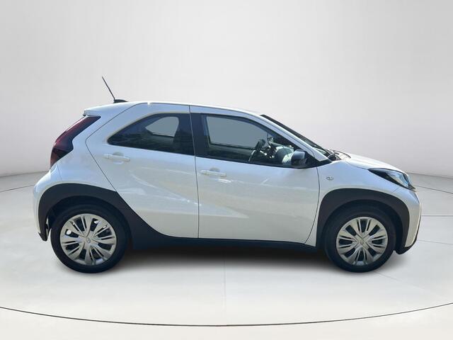 Toyota AYGO X 1.0 VVT-i MT Play