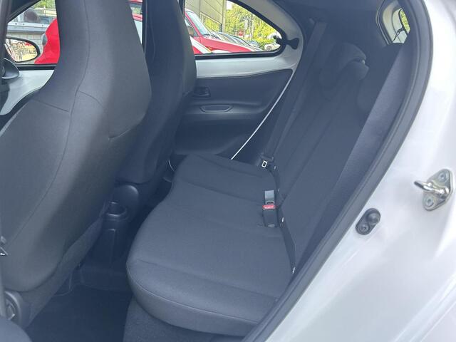 Toyota AYGO X 1.0 VVT-i MT Play