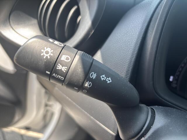 Toyota AYGO X 1.0 VVT-i MT first SLECHTS 53.821KM, APPLE CARPLAY/ANDROID AUTO, ZEER NETTE AUTO!!!