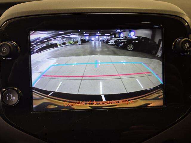 Toyota AYGO 1.0 VVT-i X-Joy | Climate Control | Achteruitrijcamera | Licht Metalen Velgen |