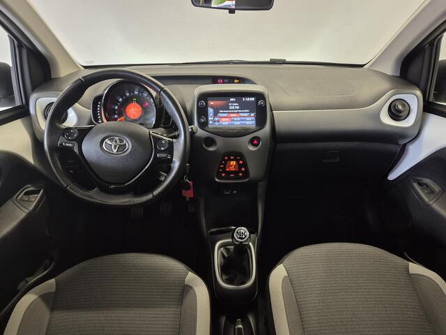 Toyota AYGO 1.0 VVT-i X-Joy | Climate Control | Achteruitrijcamera | Licht Metalen Velgen |