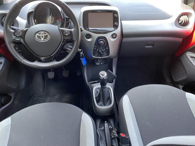 Toyota AYGO 1.0 VVT-i x-play Lm.Velgen.Camera.Airco.Electr.pakket.Apple carplay