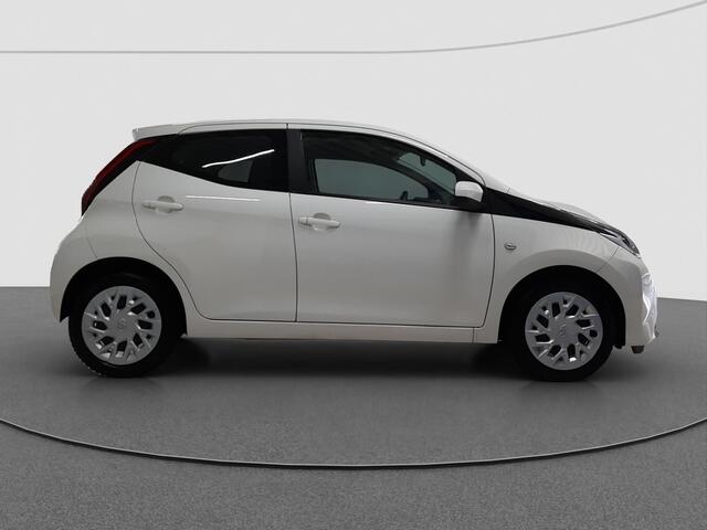 Toyota AYGO 1.0 VVT-i x-play | Airco | Camera |