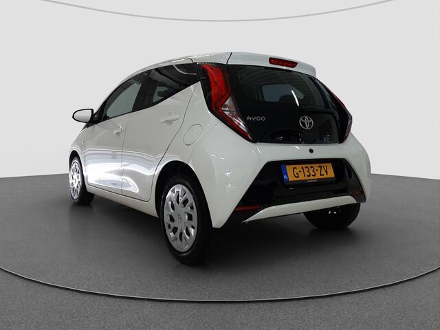 Toyota AYGO 1.0 VVT-i x-play | Airco | Camera |