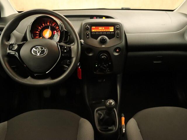 Toyota AYGO 1.0 VVT-i x-fun - ORIGINEEL NEDERLANDSE AUTO - AIRCO - DAB+ - BLUETOOTH - ELEKTRISCHE RAMEN VOOR - LED VERLICHTING