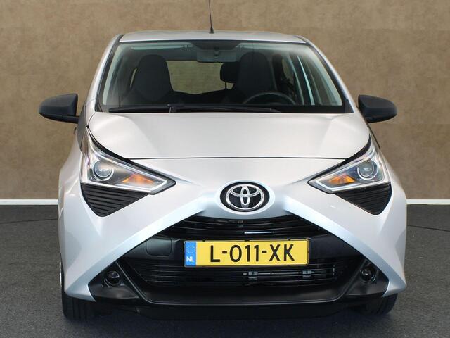 Toyota AYGO 1.0 VVT-i x-fun - ORIGINEEL NEDERLANDSE AUTO - AIRCO - DAB+ - BLUETOOTH - ELEKTRISCHE RAMEN VOOR - LED VERLICHTING