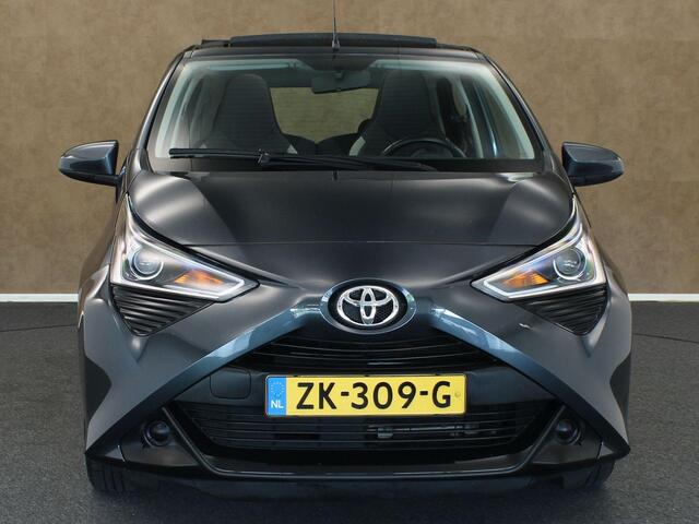 Toyota AYGO 1.0 VVT-i x-play limited - ORIGINEEL NEDERLANDSE AUTO - CARBIO - APPLE CARPLAY/ ANDROID AUTO - DAB RADIO - AIRCO - ACHTERUITRIJ CAMERA