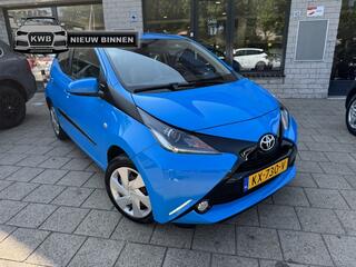 toyota-aygo-1.0-vvt-i-x-play-5drs-c