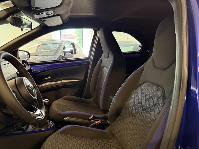 Toyota AYGO X 1.0 VVT-i S-CVT Pulse | Stoelverwarming | Adaptief Cruise Control | Achteruitrij Camera |