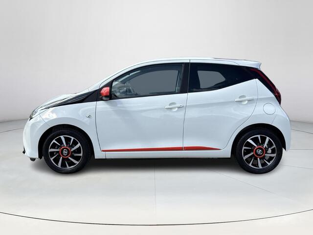 Toyota AYGO 1.0 VVT-i x-cite