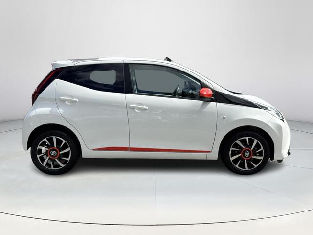 Toyota AYGO 1.0 VVT-i x-cite