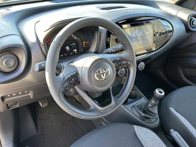 Toyota AYGO X 1.0 VVT-i MT Play **NIEUWE AUTO/ DIRECT LEVERBAAR**