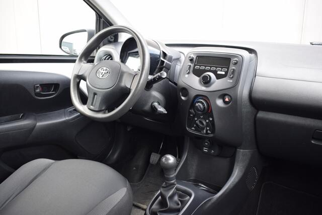 Toyota AYGO 1.0 VVT-i 5Drs X-Now Airco | Originele Audio | Stuurbekrachtiging | Isofix