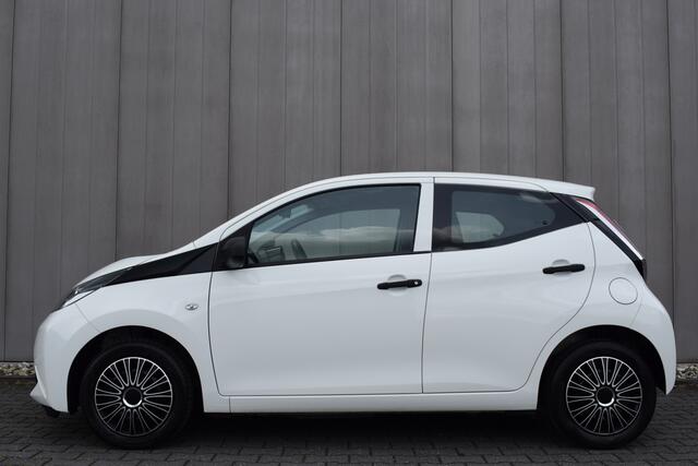 Toyota AYGO 1.0 VVT-i 5Drs X-Now Airco | Originele Audio | Stuurbekrachtiging | Isofix