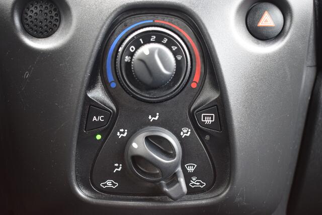 Toyota AYGO 1.0 VVT-i 5Drs X-Now Airco | Originele Audio | Stuurbekrachtiging | Isofix