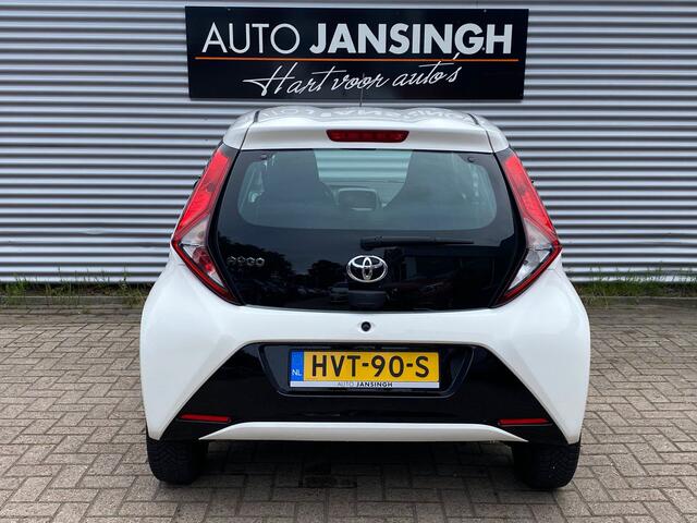 Toyota AYGO 1.0 VVT-i x-play | Airco | LM Velgen | Lage km stand! | Camera! | Apple carplay/Android auto | RIJKLAARPRIJS INCL 12 MAANDEN GARANTIE EN BEURT