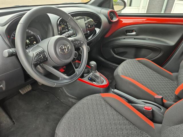 Toyota AYGO X 1.0 VVT-i S-CVT Pulse | Automaat | Airconditioning | Licht metalen velgen | Parkeercamera |