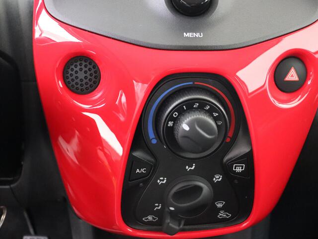 Toyota AYGO 1.0 VVT-i x-fun I Airco I 5 Deurs I Zuinig I Centrale vergrendeling met afstandsbediening I Volledig LOUWMAN Onderhouden I