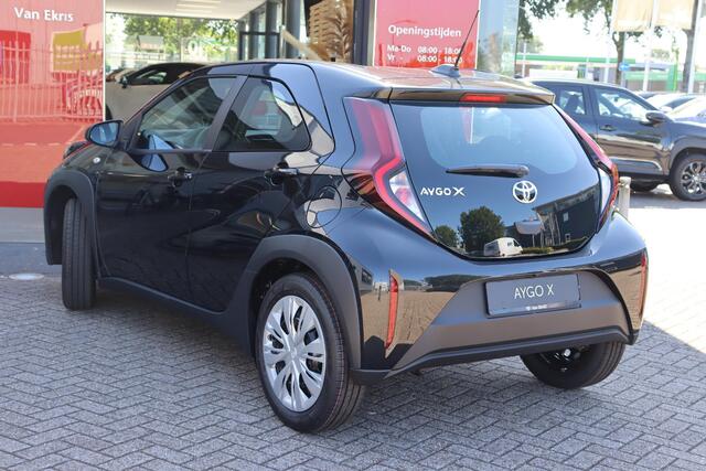 Toyota AYGO X 1.0 VVT-i play Automaat , NIEUW, LEVERBAAR 09-25 met ¤1.000 voordeel