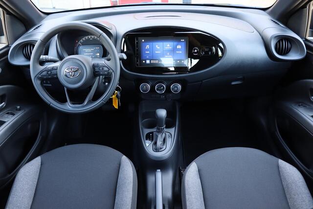 Toyota AYGO X 1.0 VVT-i play Automaat , NIEUW, LEVERBAAR 09-25 met ¤1.000 voordeel