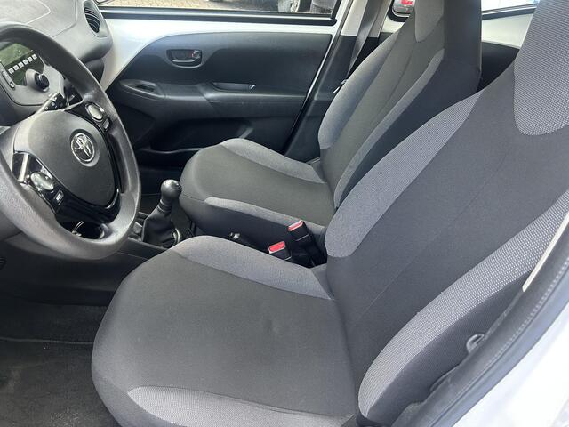 Toyota AYGO 1.0 VVT-i x-fun