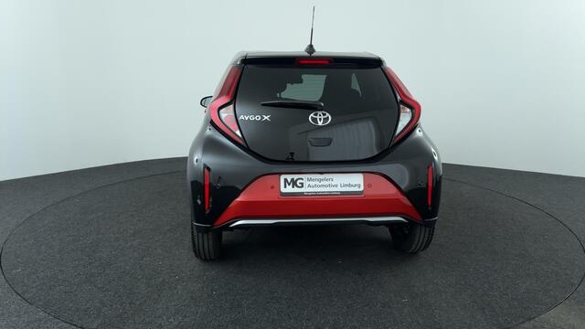 Toyota AYGO X 1.0 VVT-i MT Envy