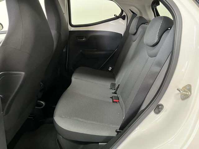 Toyota AYGO 1.0 VVT-i x-play NAP Camera DAB Apple Carplay