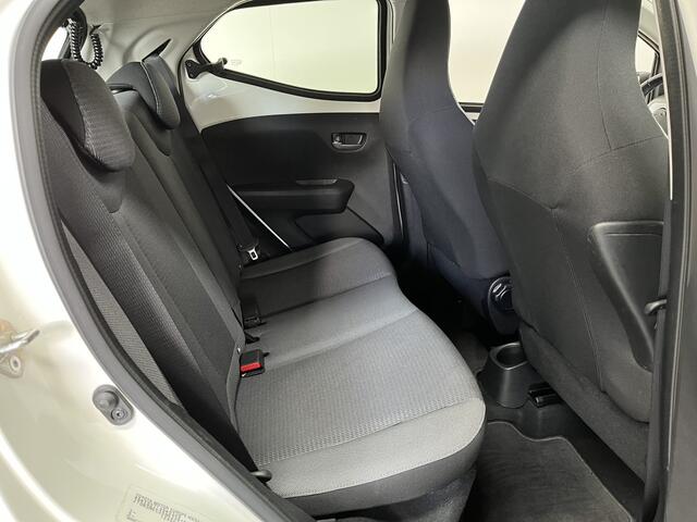 Toyota AYGO 1.0 VVT-i x-play NAP Camera DAB Apple Carplay