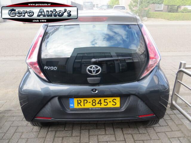 Toyota AYGO 1.0 VVT-i x-fun nl auto 5 drs airco ,cruise control ,elec pakket