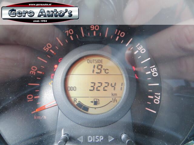 Toyota AYGO 1.0 VVT-i x-fun nl auto 5 drs airco ,cruise control ,elec pakket
