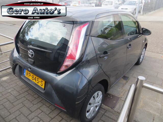Toyota AYGO 1.0 VVT-i x-fun nl auto 5 drs airco ,cruise control ,elec pakket