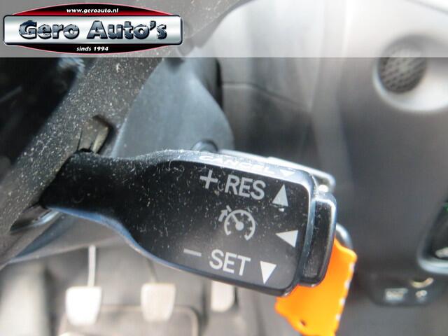 Toyota AYGO 1.0 VVT-i x-fun nl auto 5 drs airco ,cruise control ,elec pakket