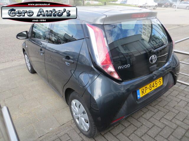 Toyota AYGO 1.0 VVT-i x-fun nl auto 5 drs airco ,cruise control ,elec pakket