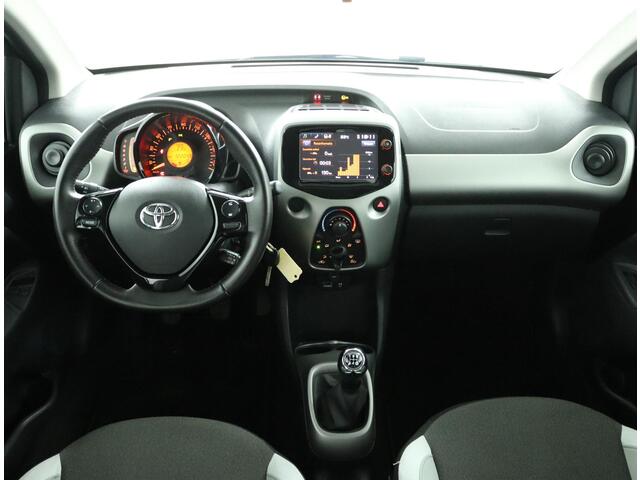 Toyota AYGO 1.0 VVT-i x-sport | Lichtmetalen velgen | Parkeer camera | Bluetooth |