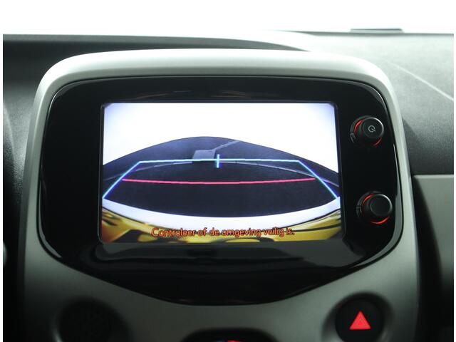 Toyota AYGO 1.0 VVT-i x-sport | Lichtmetalen velgen | Parkeer camera | Bluetooth |