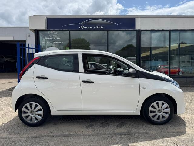 Toyota AYGO 1.0 VVT-i x-fun | 1ste eigenaar | AIRCO | LED | Elec ramen | BLE