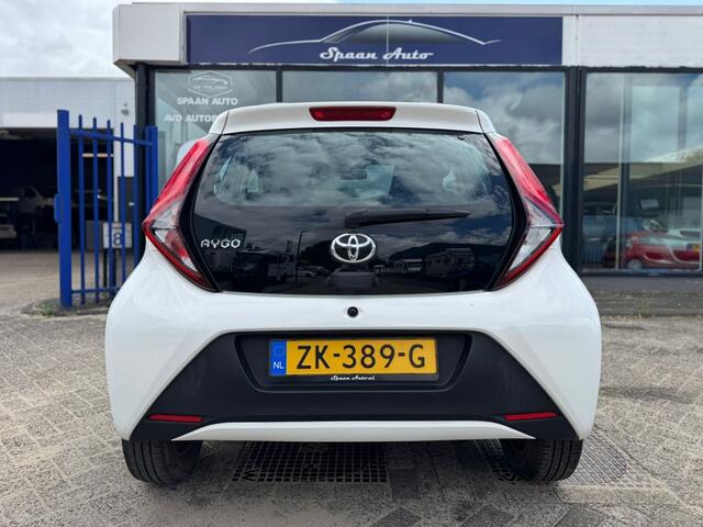 Toyota AYGO 1.0 VVT-i x-fun | 1ste eigenaar | AIRCO | LED | Elec ramen | BLE