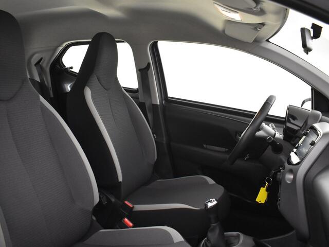 Toyota AYGO 1.0 VVT-i x-play | Trekhaak | Camera | Carplay