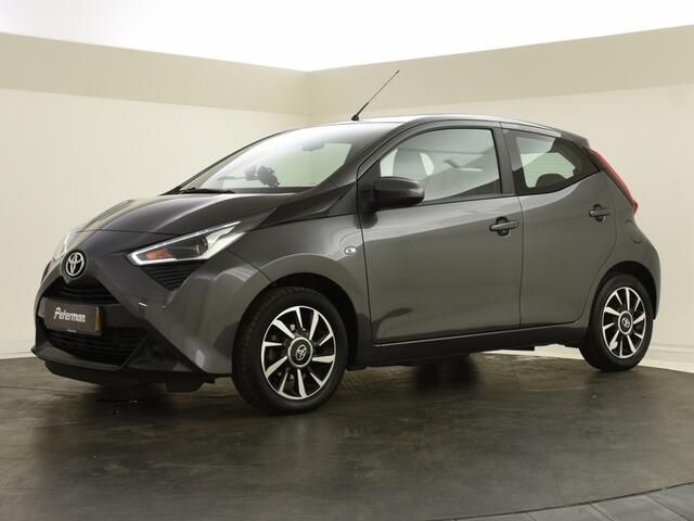 Toyota AYGO 1.0 VVT-i x-play | Trekhaak | Camera | Carplay