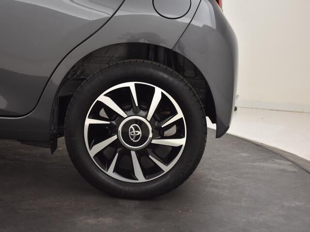 Toyota AYGO 1.0 VVT-i x-play | Trekhaak | Camera | Carplay