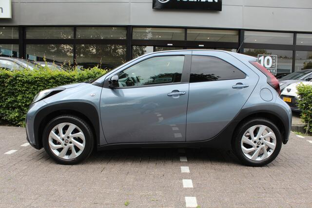 Toyota AYGO X 1.0 VVT-i First Automaat | Rijklaar | Stoelverwarming | Clima | Apple/Android | Camera | LED