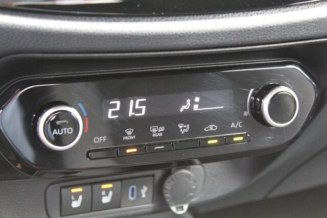 Toyota AYGO X 1.0 VVT-i First Automaat | Rijklaar | Stoelverwarming | Clima | Apple/Android | Camera | LED